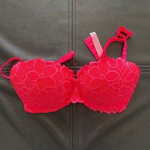 Victoria’s Secret bra